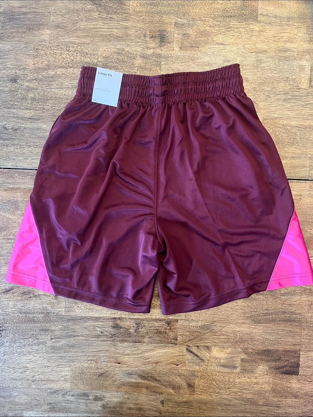 Nike Loose Fit Shorts - Picture 2 of 7